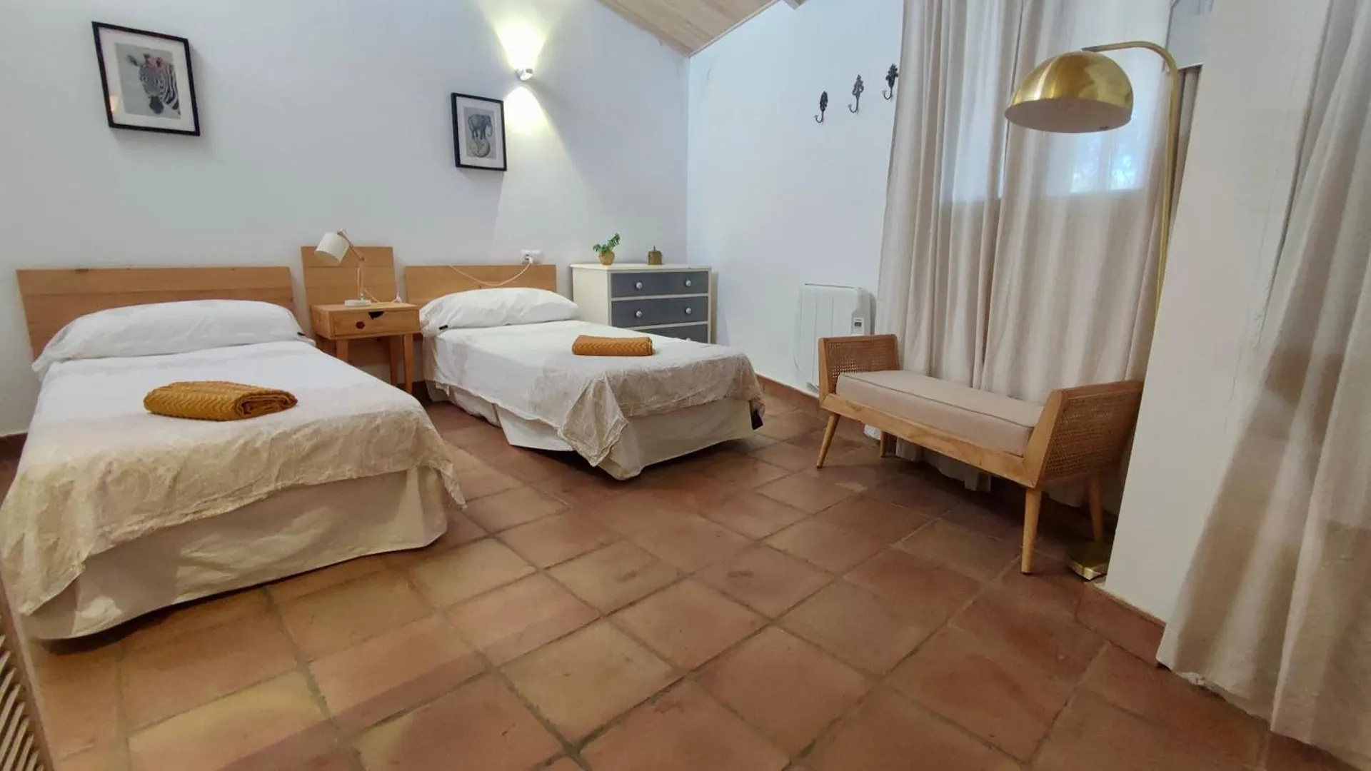 Valdevaqueros House contacts